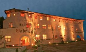 Отель Hotel San Gabriele  Розенхайм